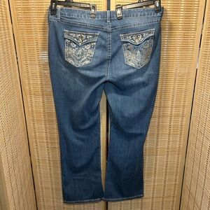A.n.a Women’s Blue Denim Jeans